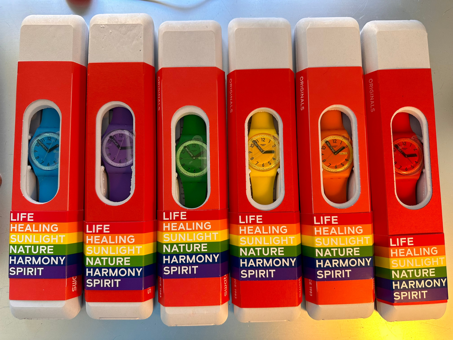 Swatch SERIE COMPLETA “LOVE IS LOVE” - 6 orologi