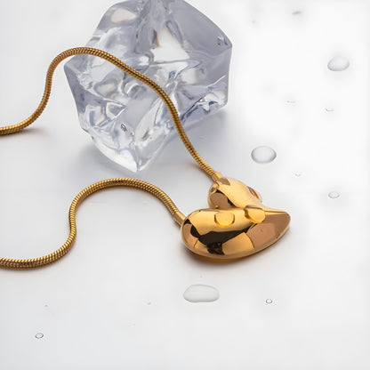 BEHI AMORINO NECKLACE