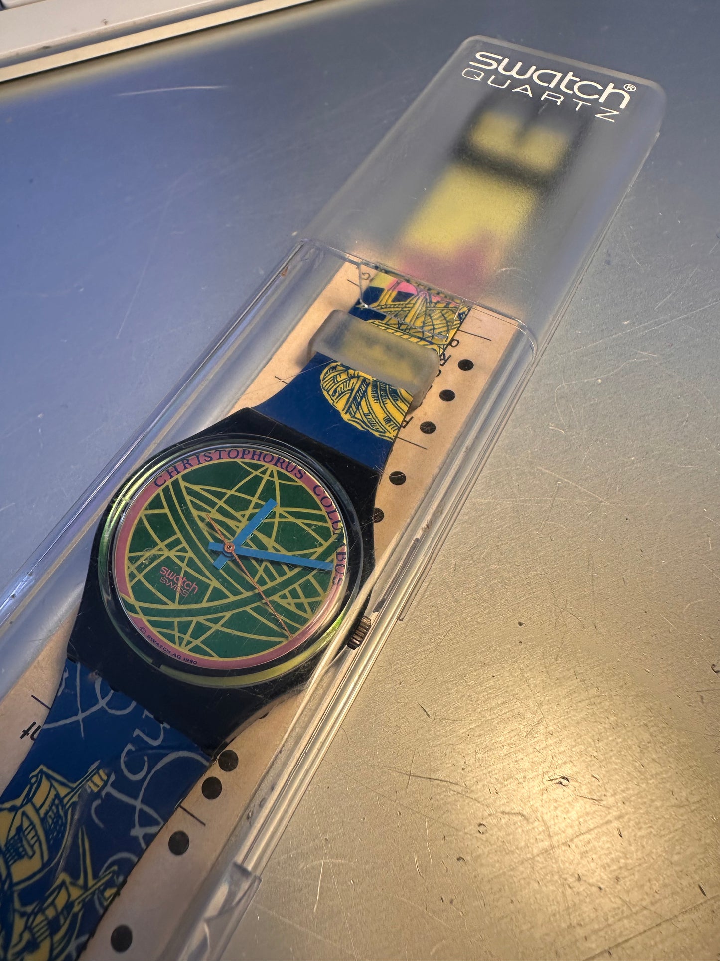 Swatch GB 127 The Globe