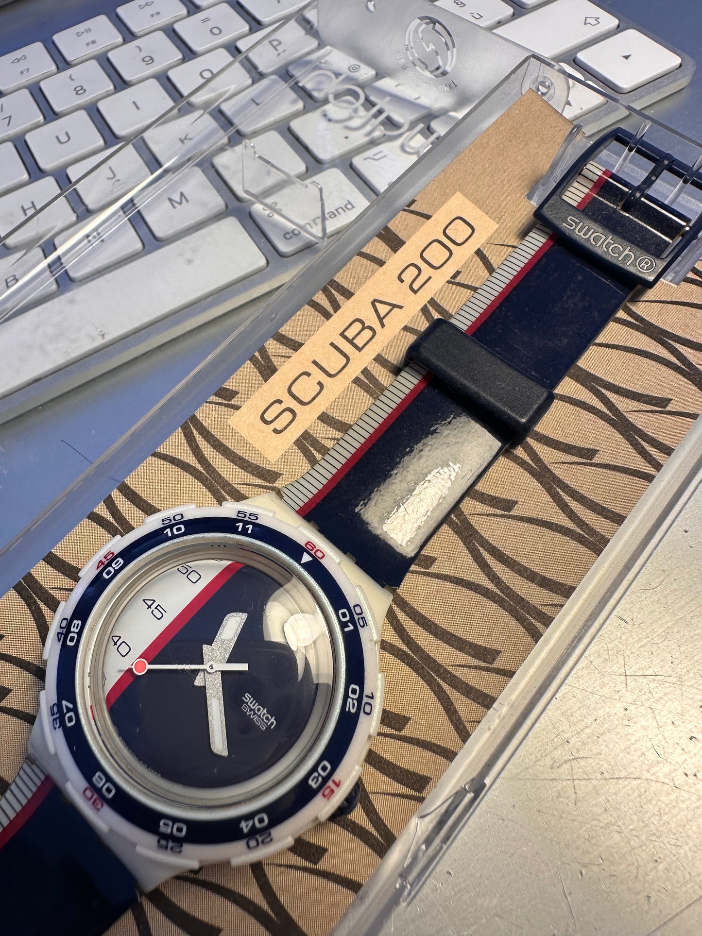 Swatch Scuba 200