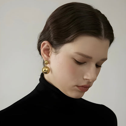 BEHI CARROL EARRINGS