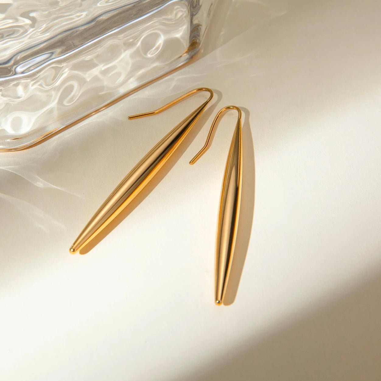 BEHI NEEDLE EARRINGS