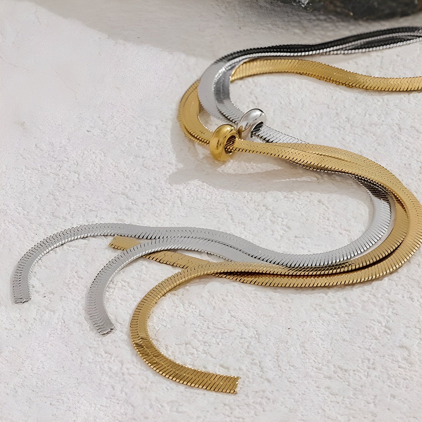 BEHI LINA long NECKLACE