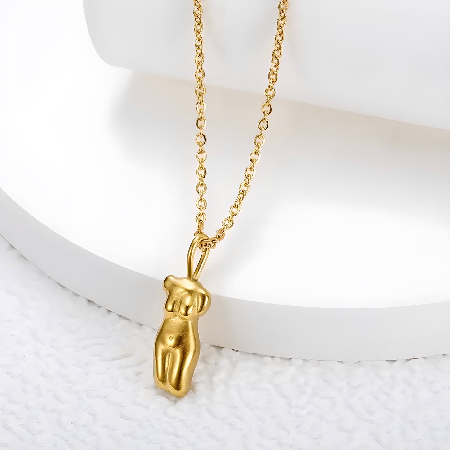 BEHI MANNEQUIN NECKLACE