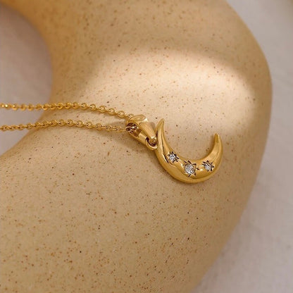 BEHI MOON NECKLACE