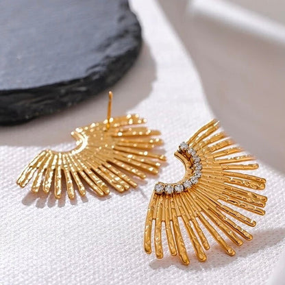 BEHI INDIGAMOND EARRINGS