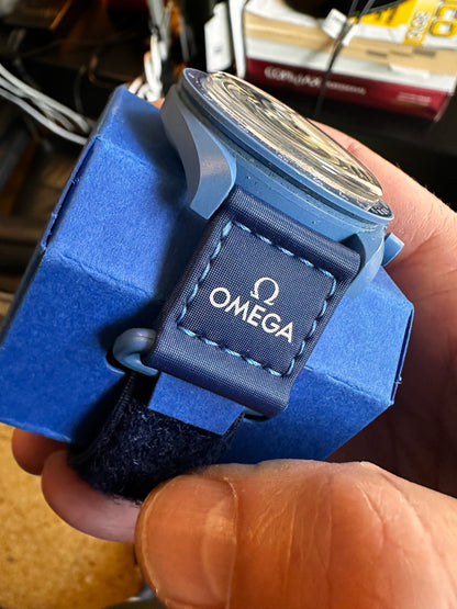 Orologio OmegaxSwatch Super Blue Moonphase Edizione Limitata S033N700