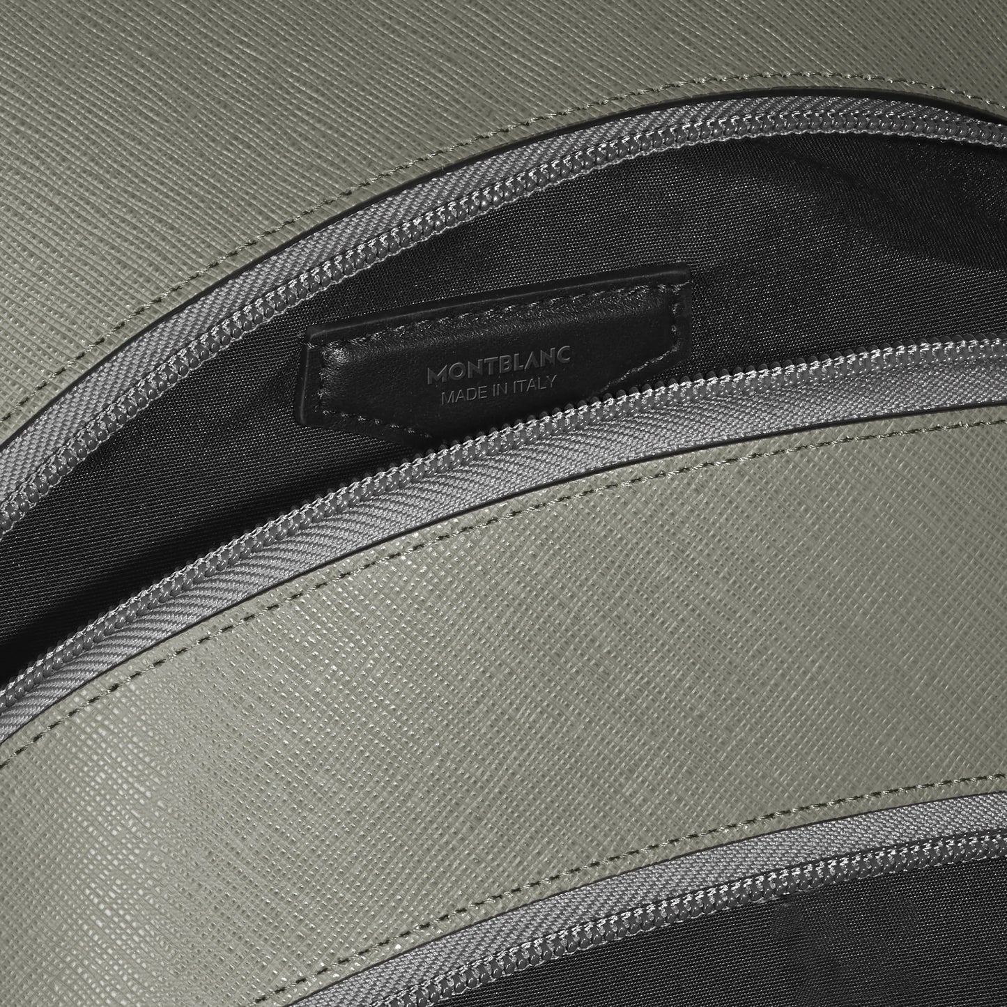 Montblanc zaino medio con 3 scomparti Sartorial grigio medio 199360